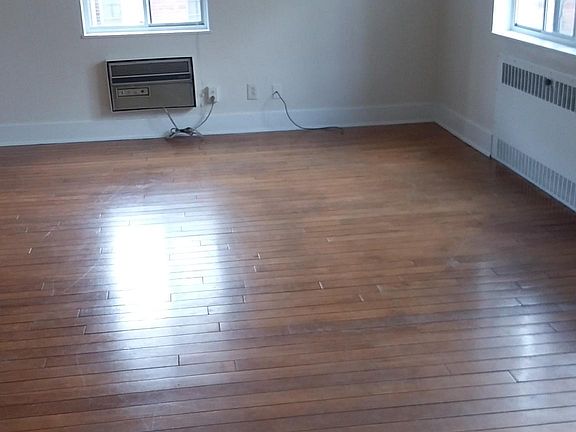 4th image of 22 Lexington Ave APT 3B