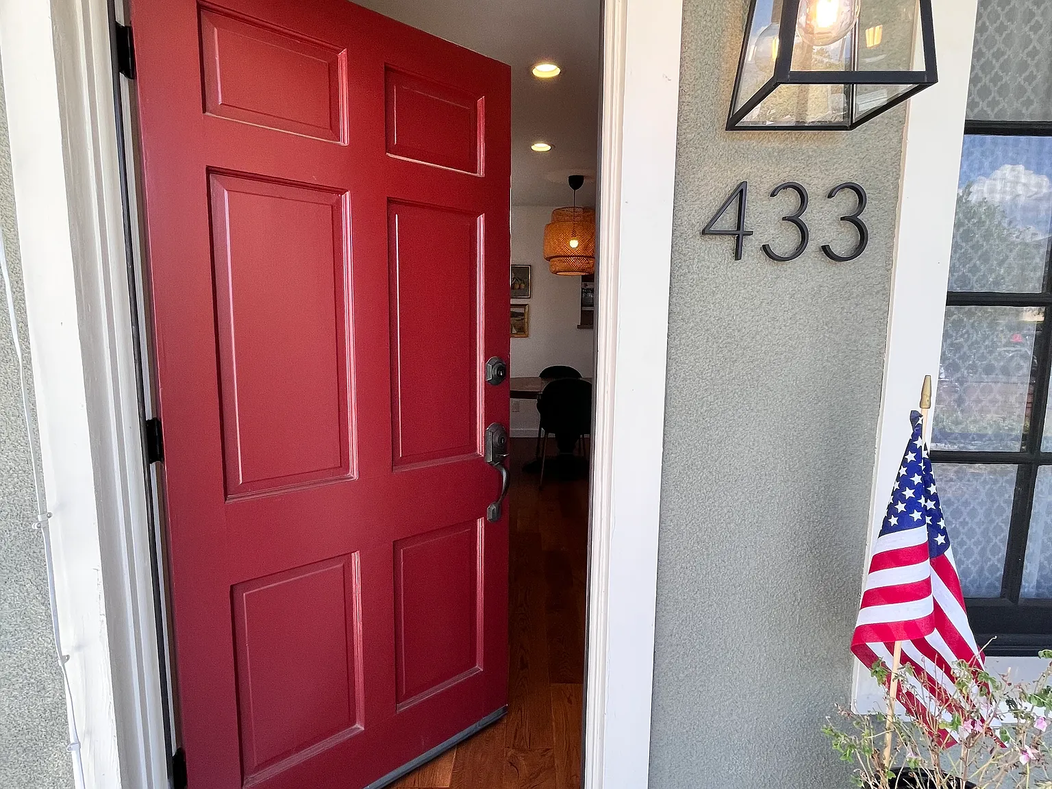 2 bed, 900 sqft, $3,750 — Photo 3