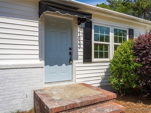 1833 Wayne Ln, Fayetteville, NC 28304