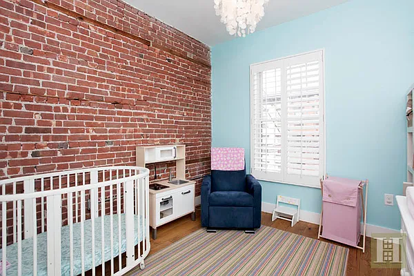 Sold by Halstead Property | media 2