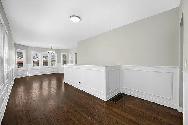 9105 S Drexel Ave — Photo 6