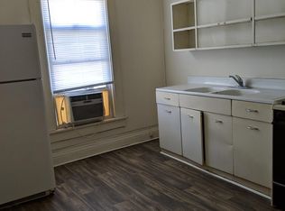 701 N 9th St APT 4, Saint Joseph, MO 64501