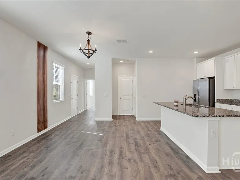 148 Benelli Dr — Photo 3