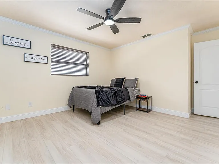 6151 Silver Oaks Dr — Photo 48