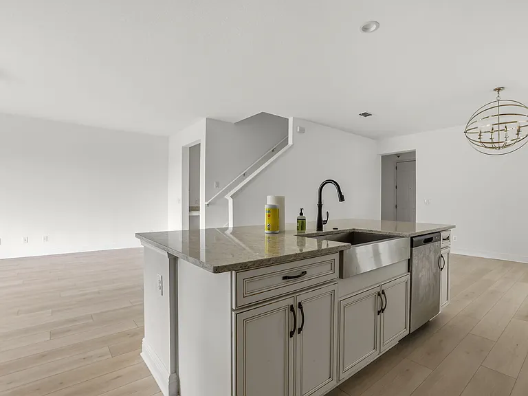 14452B Crestavista Ave — Photo 11