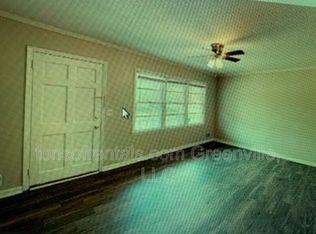 914 Cross Anchor Rd, Woodruff, SC 29388