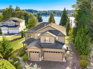 402 Rhodora Heights Rd, Lake Stevens, WA 98258