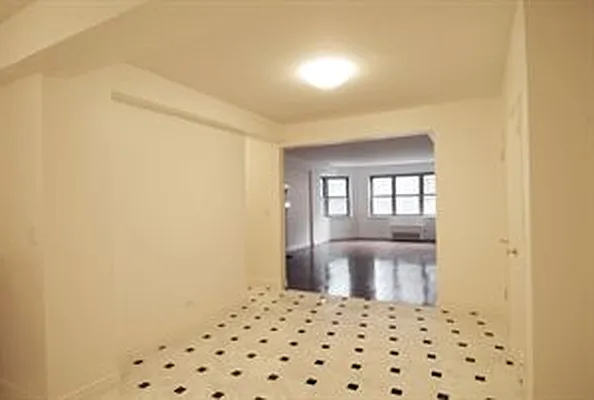 Rented by Bird & Swing LLC | media 80