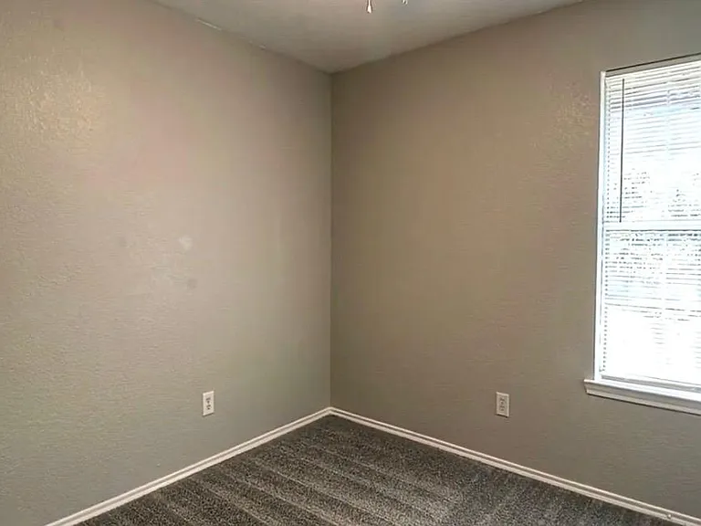 2914 Van Horn Ave #2914 — Photo 2