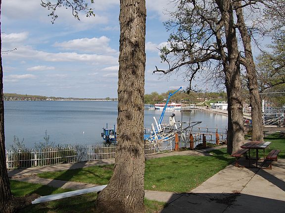 3rd image of 00 Elm Drive