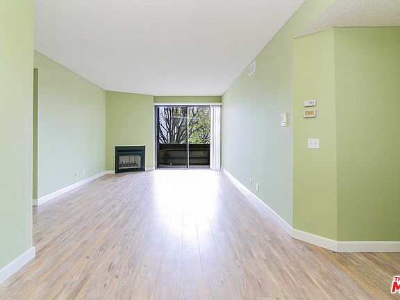 3rd image of 4280 Via Arbolada Unit 103