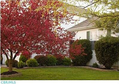 2nd image of 352 Springwood Ln