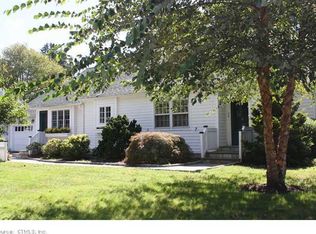 7 Snug Harbor Rd, Milford, CT 06460