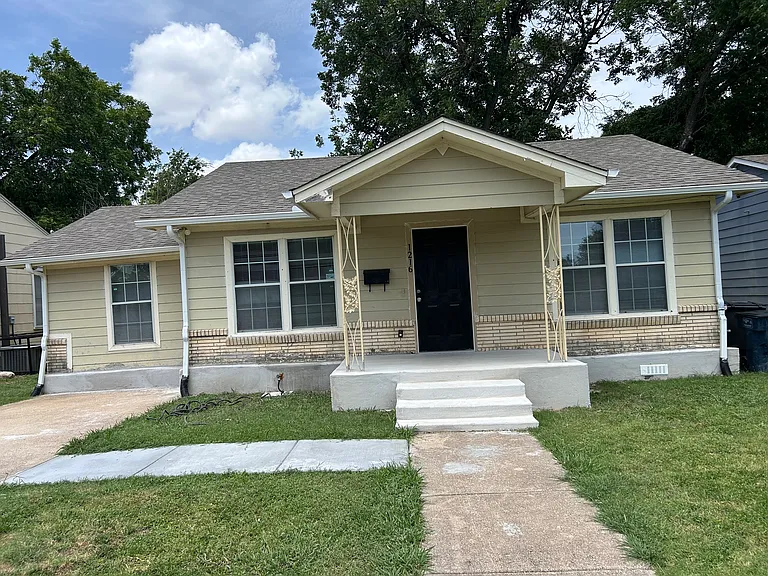 1216 W Pafford St — Photo 2