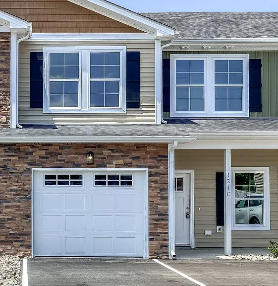 125 Moyock Landing Dr #B — Photo 2