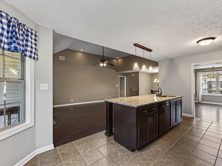 2973 McManus Cir — Photo 18