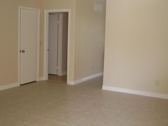 2nd image of 8008 Cetus Cir