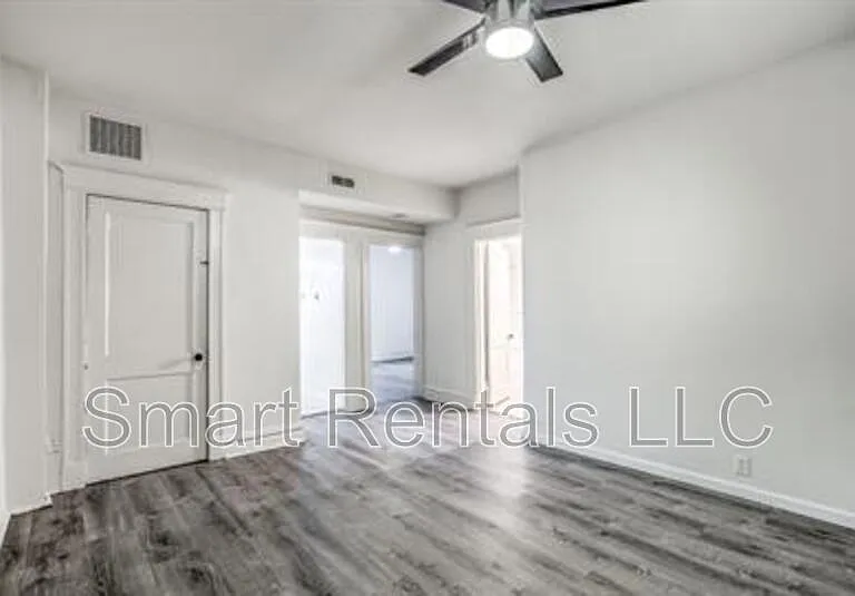 1722 Waverly Pl #B1 — Photo 10