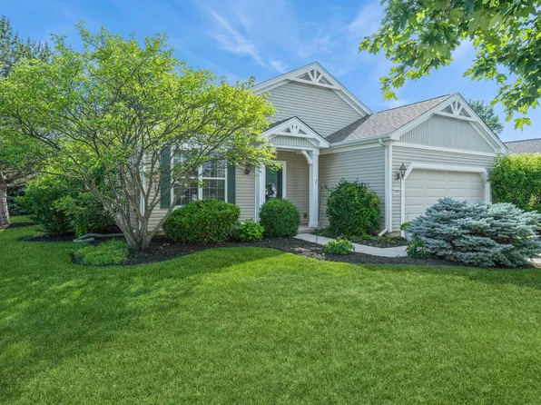 11397 Stonewater Xing, Huntley, IL 60142