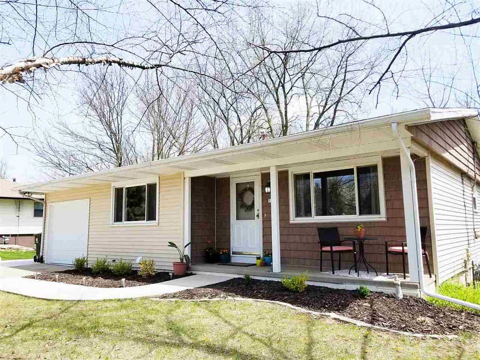 1st image of 5836 N Graceland Dr