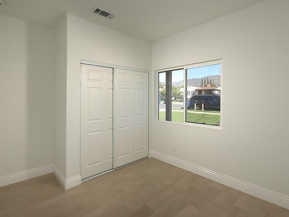 5th image of 12781 Woodcock Ave