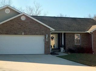 7 Willow Ct, Bethalto, IL