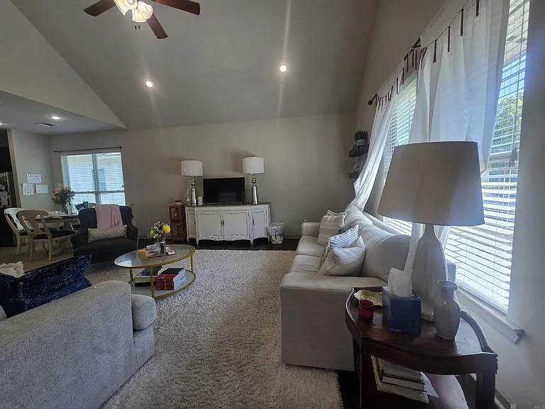 1412 Alouette Dr — Photo 6