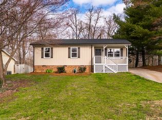 1109 Countryside Dr, High Point, NC 27265
