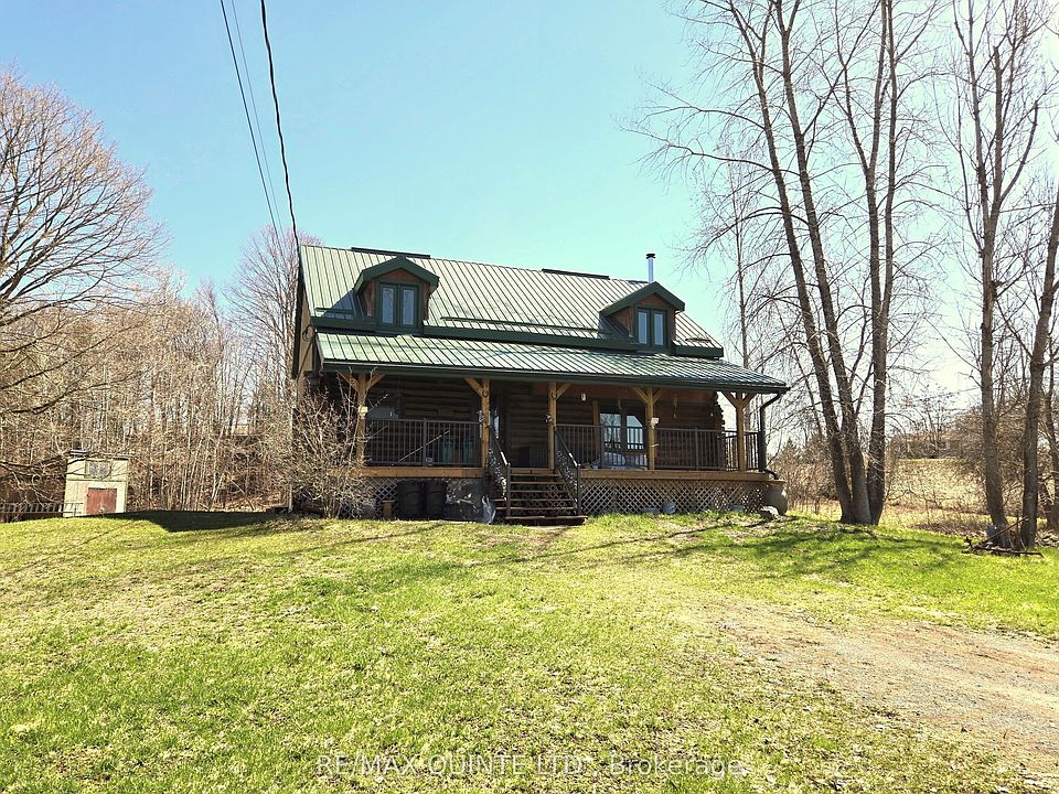 1st image of 20 Thompson Rd