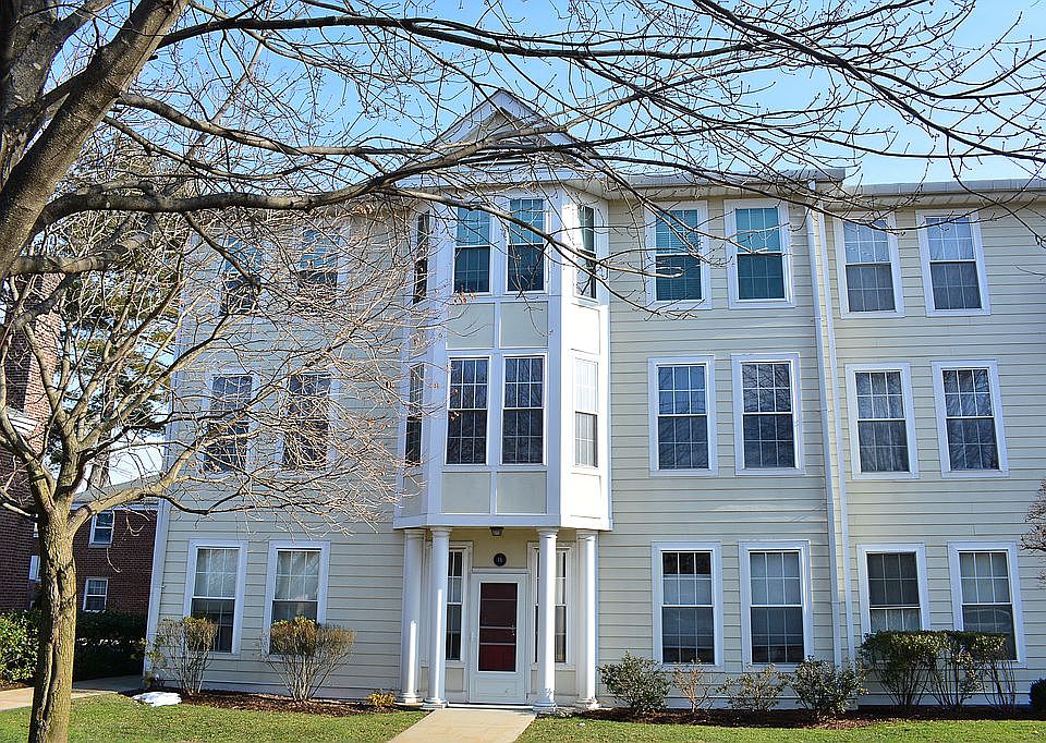 1st image of 31 Greenridge Ave APT 2A