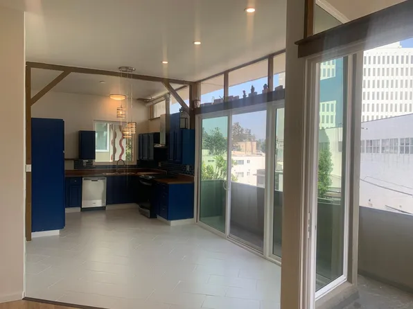 (undisclosed Address), Los Angeles, CA 90049