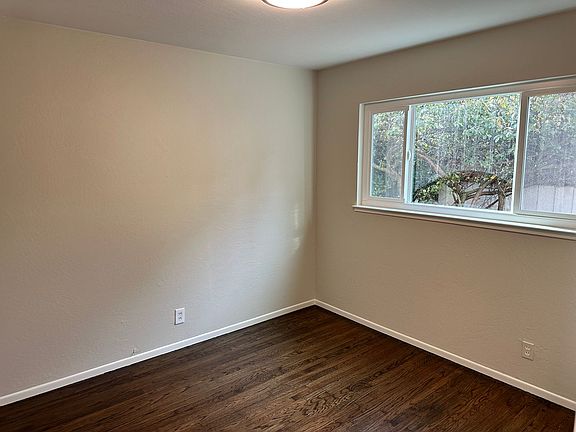 5th image of 53 E Richmond Ave #57