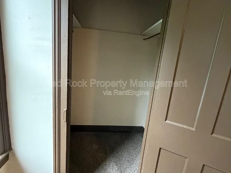 224 Madison St #2 — Photo 8