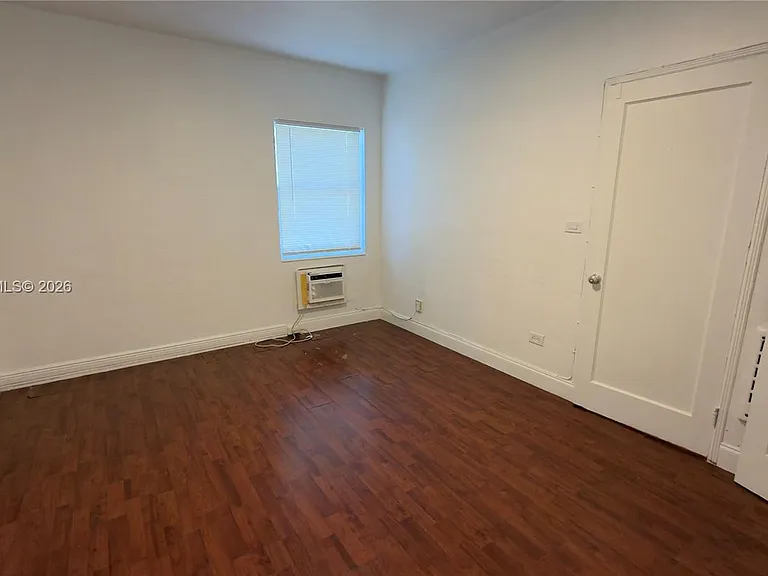 808 84th St #808 — Photo 10