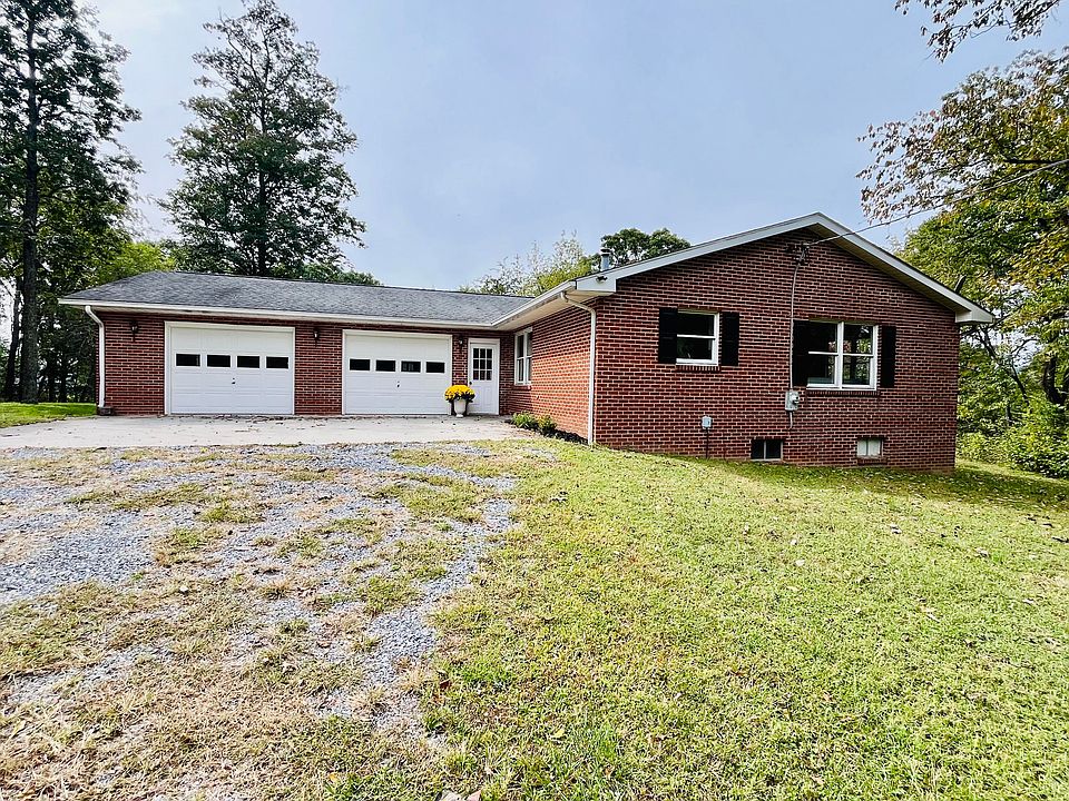 1st image of 4665 Layman Rd