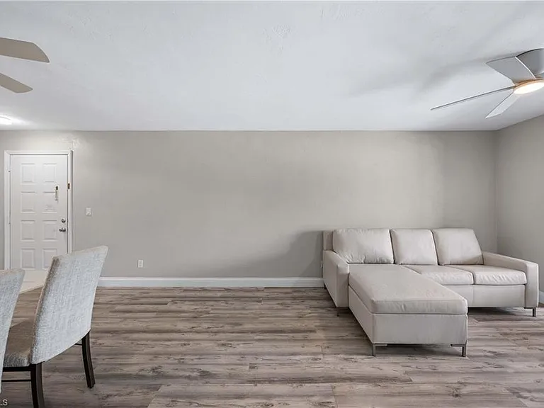 228 Fox Glen Dr #3310 — Photo 10