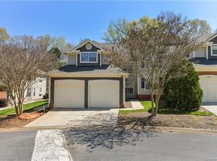 5811 Amity Springs Dr, Charlotte, NC 28212