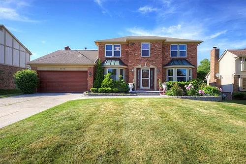30118 Kingsway Dr Photo 1