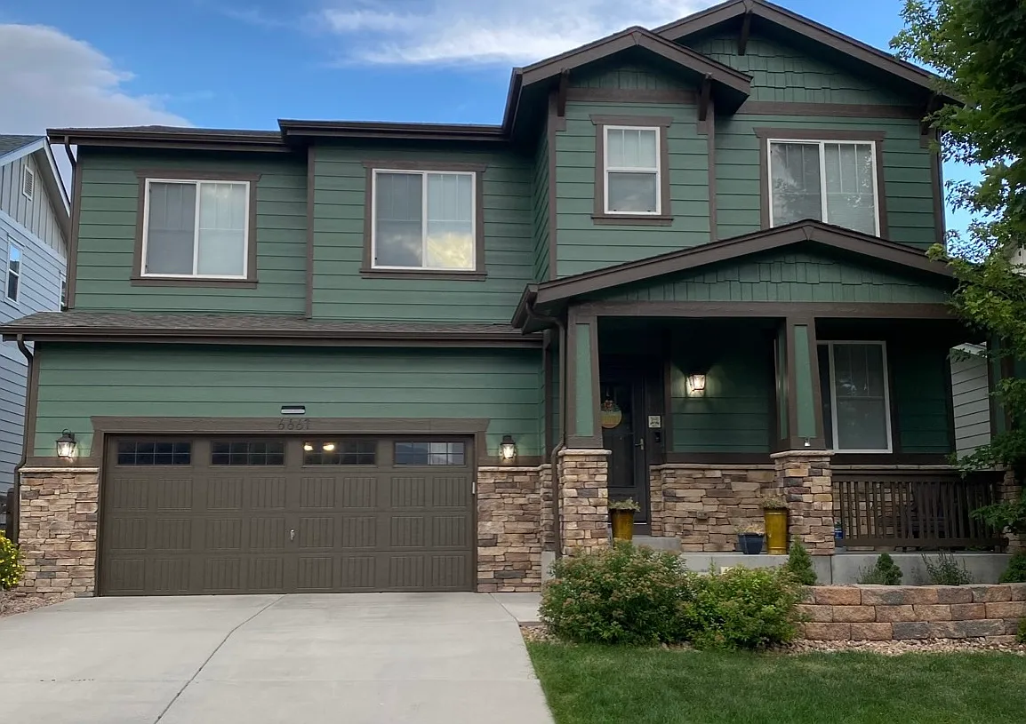 5 bed, 3650 sqft, $3,500 — Photo 1