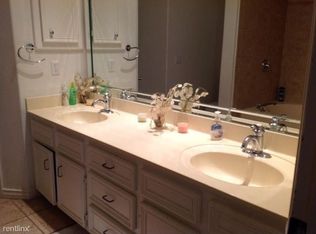 130 Rio Grande Dr, Mission, TX 78572