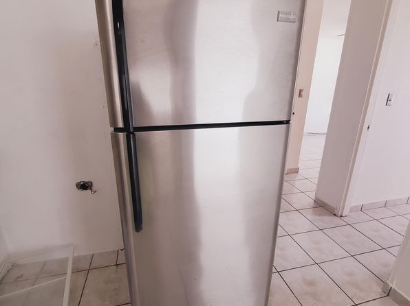 1 Rodriguez Ema St #7, Carolina, PR 00979