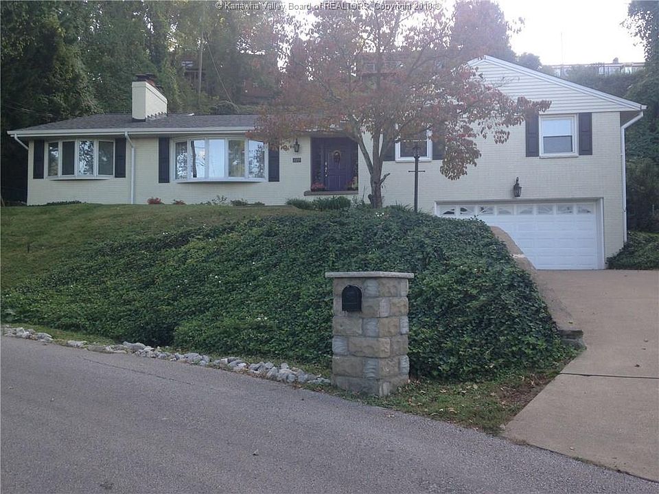 1st image of 129 Sheridan Cir