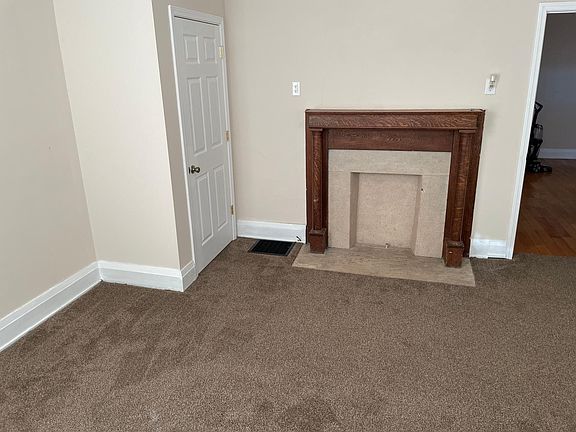 3rd image of 1135 17th St