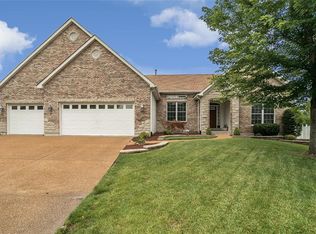 207 Fabian Ct, Dardenne Prairie, MO 63368