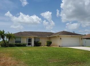 3301 42nd St SW, Lehigh Acres, FL 33976