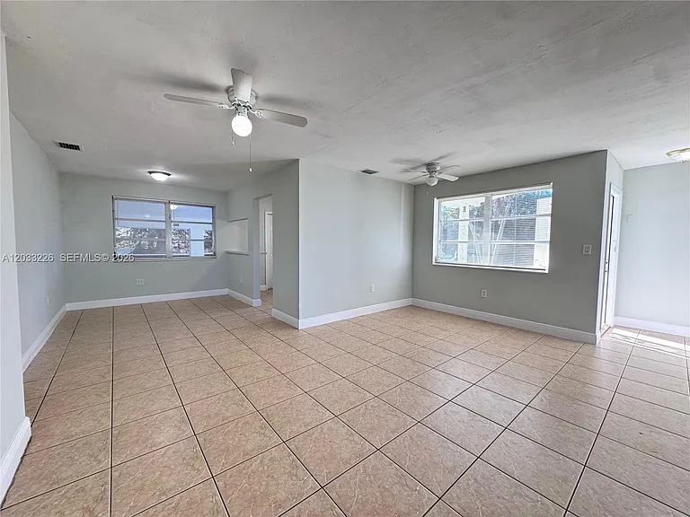 7900 NW 16th St — Photo 5