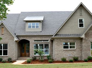 2027 Rothmore Dr SW, Huntsville, AL 35803