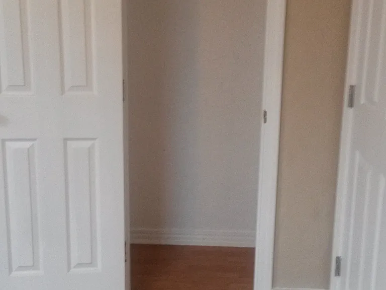 1404 NE 9th St #3 — Photo 7