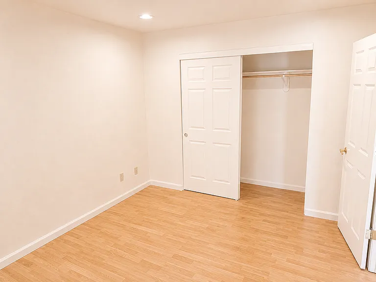 N Sierra Duplex — Photo 10