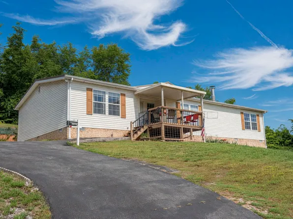 2621 Von Hill Rd, Dandridge, TN 37725